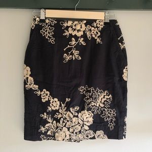 J.Crew embroidered mini skirt size 0 charcoal grey and cream pencil skirt